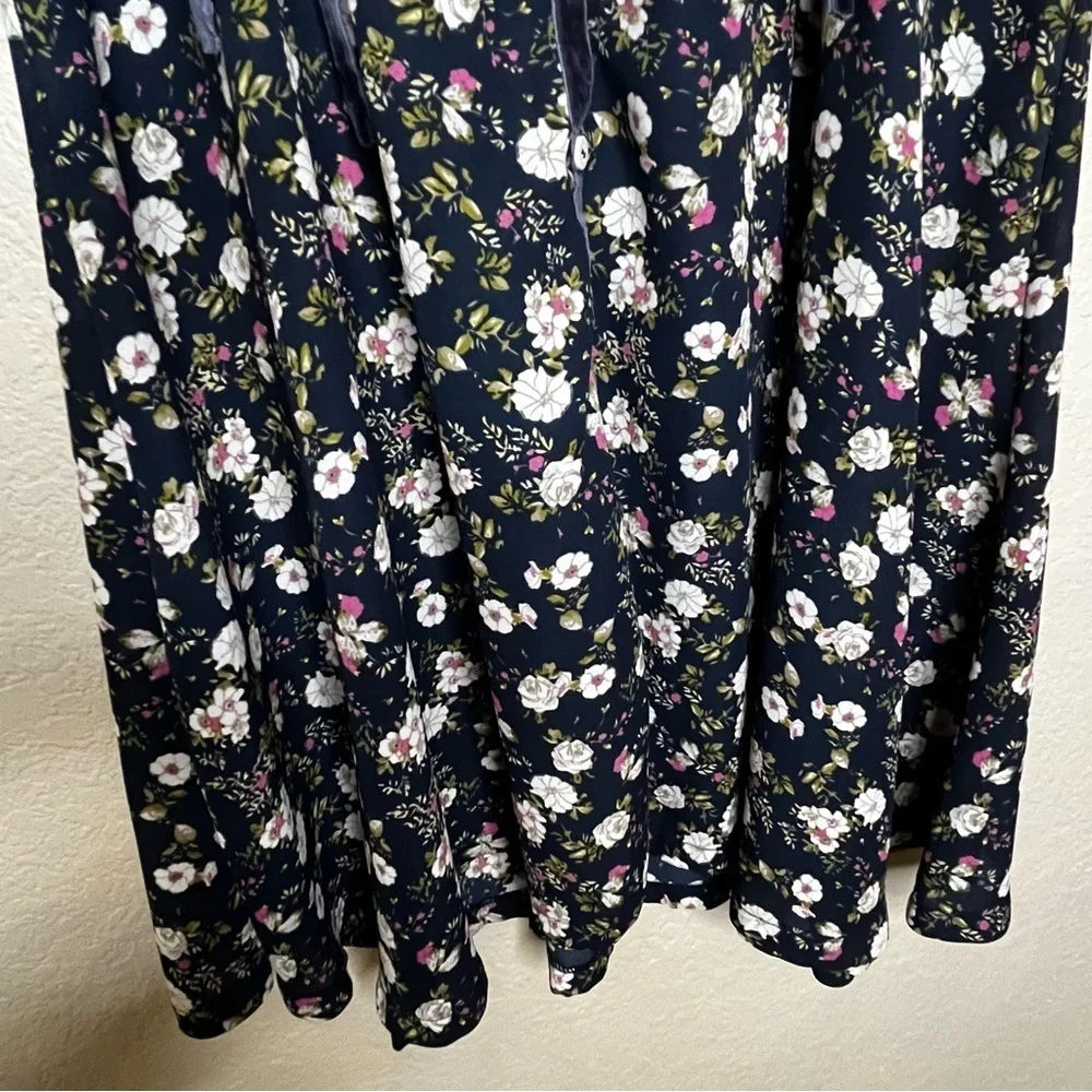 Chelsea & Violet great preowned